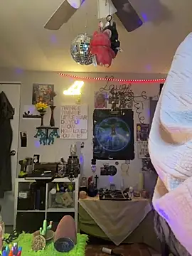 BobbyQ29 online show from January 14, 1:06 pm