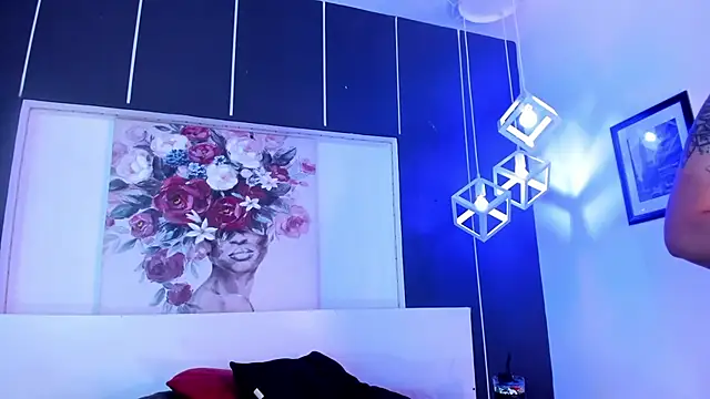 Alexxxholy online show from January 22, 1:42 pm