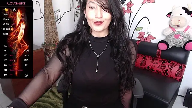 Snapshot of Roxanne_Ssummers chatting on December 3, 2:49 pm Roxanne Ssummers online show from December 3, 2:49 pm