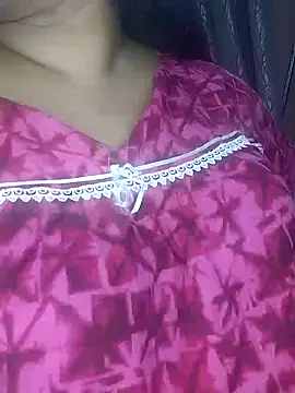 Snapshot of Ravina_patil1 chatting on January 9, 10:31 pm Ravina patil1 online show from January 9, 10:31 pm