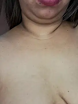 Snapshot of Ravina_patil1 chatting on February 11, 3:40 pm Ravina patil1 online show from February 11, 3:40 pm