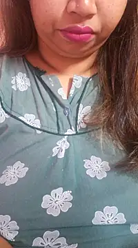 Snapshot of Ravina_patil1 chatting on March 15, 3:37 pm Ravina patil1 online show from March 15, 3:37 pm