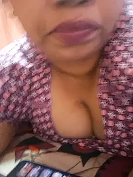 Snapshot of Ravina_patil1 chatting on September 24, 2:42 pm Ravina patil1 online show from September 24, 2:42 pm