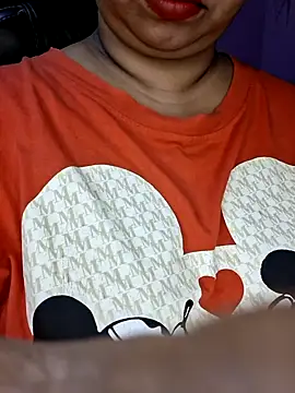 Snapshot of Ravina_patil1 chatting on September 29, 7:08 pm Ravina patil1 online show from September 29, 7:08 pm