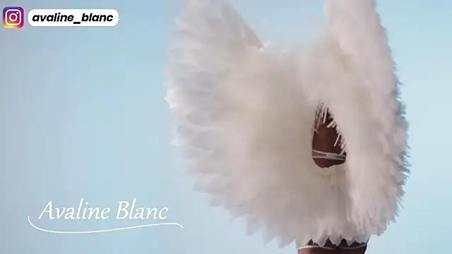 Snapshot of Avaline_Blancx chatting on February 24, 11:30 pm Avaline Blancx online show from February 24, 11:30 pm