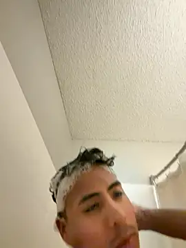 carlozxyz337 online show from December 4, 1:59 am