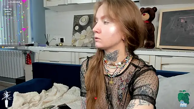 Mary Xextra online show from March 22, 9:34 am