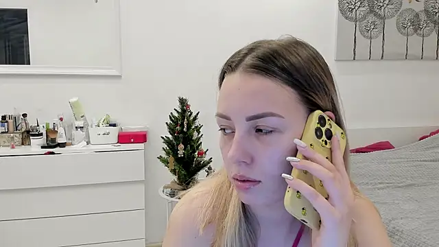 Mia shy1 online show from December 30, 7:26 am