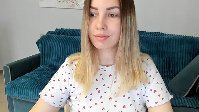 Mia shy1 online show from February 18, 7:54 am