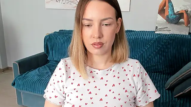 Mia shy1 online show from February 27, 6:40 am