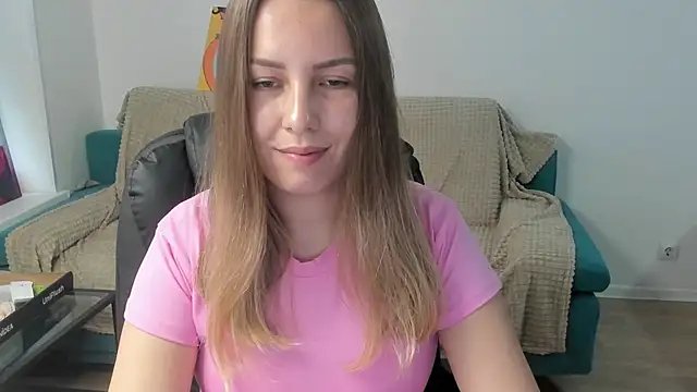 Snapshot of Mia_shy1 chatting on December 3, 11:41 am Mia shy1 online show from December 3, 11:41 am