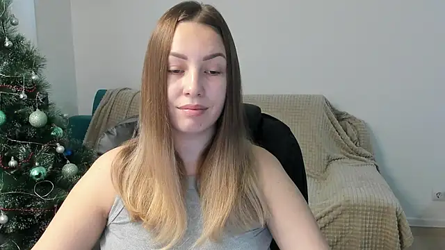 Snapshot of Mia_shy1 chatting on December 18, 7:03 am Mia shy1 online show from December 18, 7:03 am