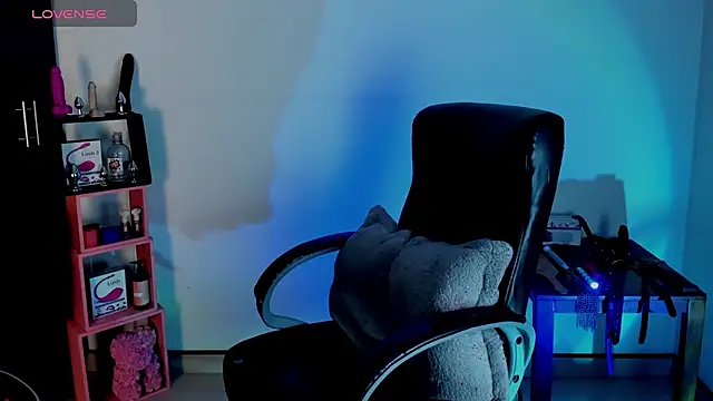 sara goodgirl13 online show from September 10, 10:10 pm