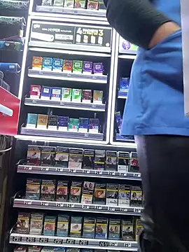 Snapshot of MikyVesela chatting on December 6, 5:44 pm MikyVesela online show from December 6, 5:44 pm