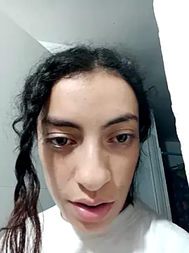 Snapshot of stephybrowm7 chatting on March 15, 5:30 am stephybrowm7 online show from March 15, 5:30 am