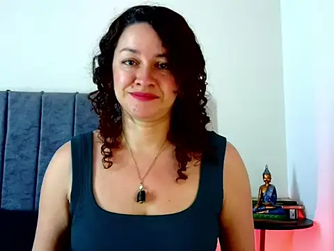 Snapshot of ArtesanaMK chatting on September 9, 5:23 pm ArtesanaMK online show from September 9, 5:23 pm