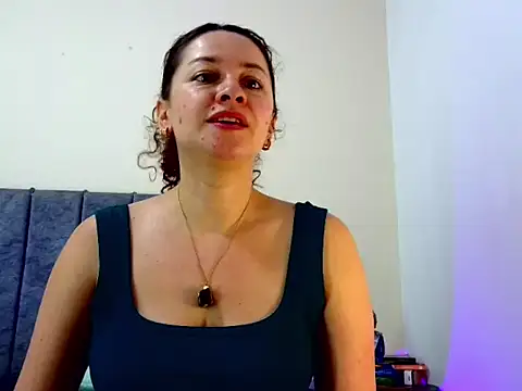 Snapshot of ArtesanaMK chatting on September 16, 4:41 pm ArtesanaMK online show from September 16, 4:41 pm