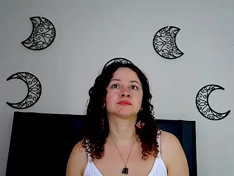 Snapshot of ArtesanaMK chatting on September 18, 5:26 pm ArtesanaMK online show from September 18, 5:26 pm