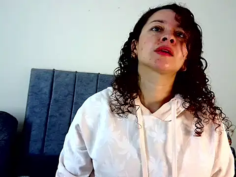 Snapshot of ArtesanaMK chatting on September 28, 11:26 am ArtesanaMK online show from September 28, 11:26 am