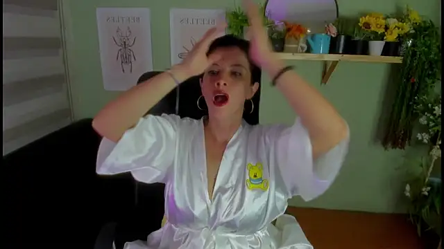 Snapshot of Aliiz_01 chatting on January 31, 7:07 am Aliiz 01 online show from January 31, 7:07 am