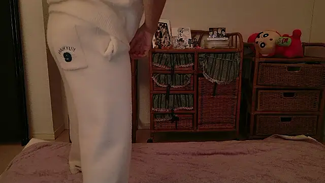 Snapshot of Megu_Melon chatting on October 31, 10:27 am Megu Melon online show from October 31, 10:27 am