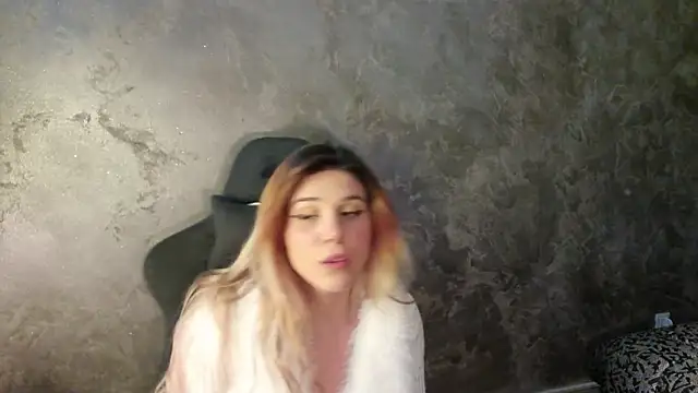 LeylaRosse online show from March 19, 9:17 am