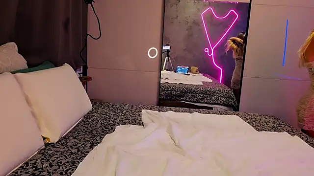 LeylaRosse online show from January 13, 8:52 am