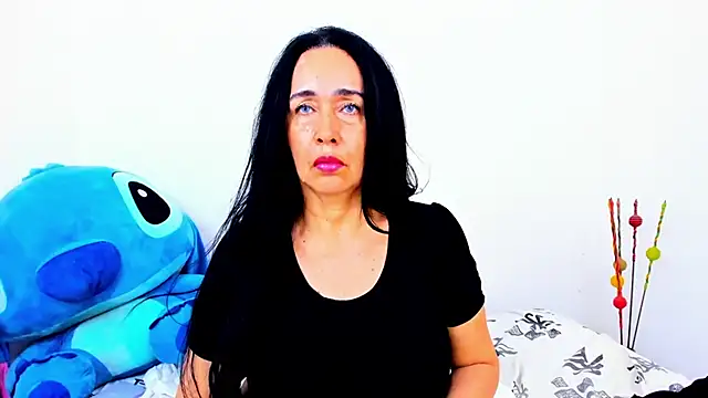 HorniestMilf online show from June 1, 7:26 pm