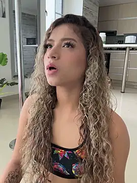 Melina-Smith online show from November 12, 8:08 pm