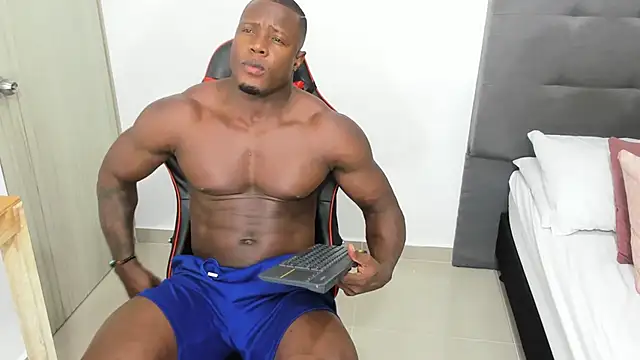 sexy blackman3606 online show from February 3, 9:39 pm