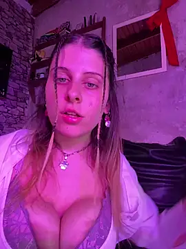FlorBich online show from May 19, 11:44 pm