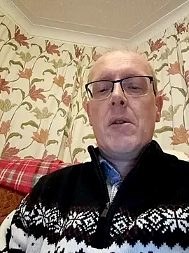 Snapshot of fastfun2012 chatting on December 27, 12:39 am fastfun2012 online show from December 27, 12:39 am