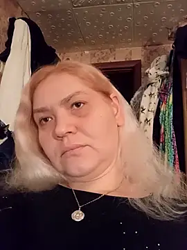 Snapshot of Minna_Jeannie chatting on November 13, 2:10 am Minna Jeannie online show from November 13, 2:10 am