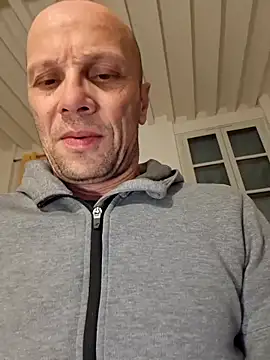 wedge75 online show from April 6, 12:28 pm