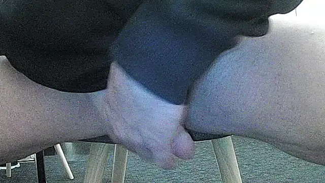 Nice8inchaussie online show from November 27, 5:48 pm