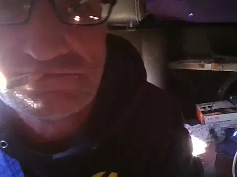 Stickybros2u online show from January 9, 10:11 pm