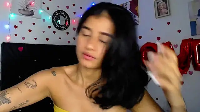 floweer  online show from February 16, 7:16 pm