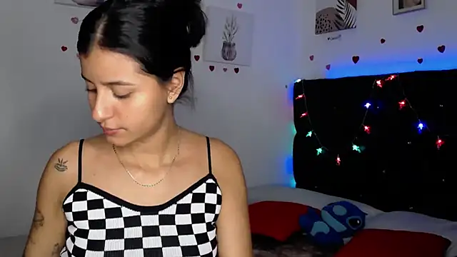 floweer  online show from March 14, 11:53 pm