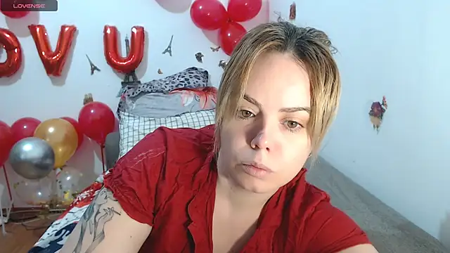 hotmilf4uxxx online show from February 16, 8:21 am