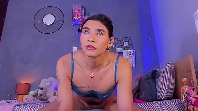 Snapshot of tiffbeatiful chatting on November 14, 10:51 pm tiffbeatiful online show from November 14, 10:51 pm