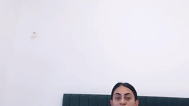 Snapshot of Aimeclark chatting on November 1, 9:22 am Aimeclark online show from November 1, 9:22 am