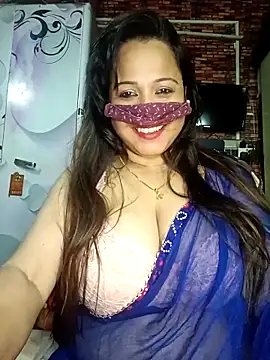 albelasummi702 online show from April 6, 4:46 am