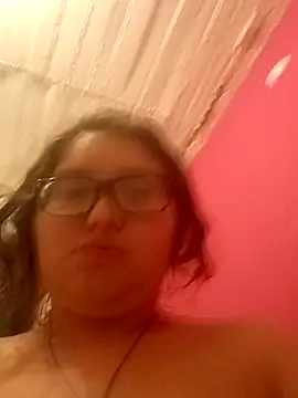 Snapshot of loba9706 chatting on January 10, 9:02 am loba9706 online show from January 10, 9:02 am