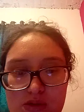 Snapshot of loba9706 chatting on March 21, 12:39 pm loba9706 online show from March 21, 12:39 pm