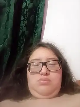 Snapshot of loba9706 chatting on September 28, 8:20 am loba9706 online show from September 28, 8:20 am