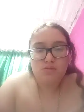 Snapshot of loba9706 chatting on October 26, 12:44 pm loba9706 online show from October 26, 12:44 pm