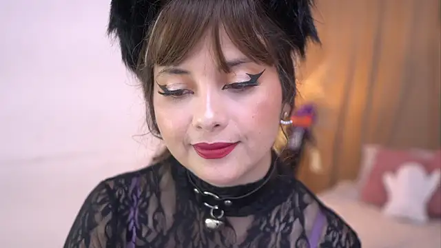 Snapshot of lirio05 chatting on October 31, 6:31 pm lirio05 online show from October 31, 6:31 pm