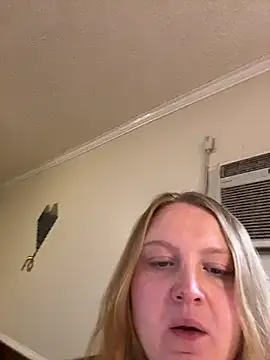 PhatAssBlond online show from November 2, 6:54 pm