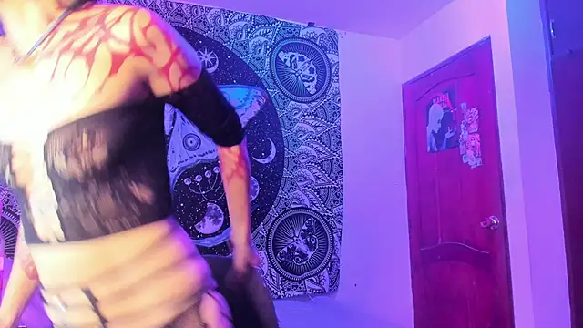 yourrosenrot online show from December 7, 10:50 pm