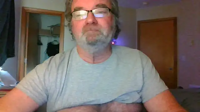 Snapshot of Doherty10 chatting on December 13, 10:04 pm Doherty10 online show from December 13, 10:04 pm